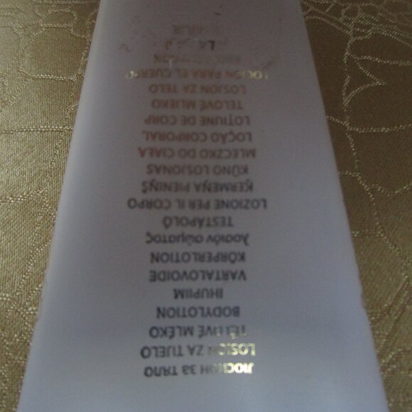 OSCAR DE LA RENTA Bella Essence Body Lotion Factory Sealed 3.4 oz/100ml NEW - Picture 6 of 10